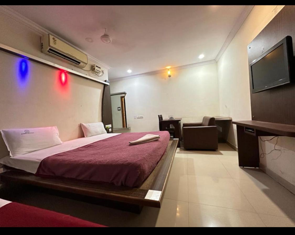 Siddi Vinayaka Hotel Hajdarabad Zewnętrze zdjęcie