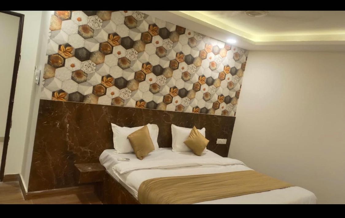 Siddi Vinayaka Hotel Hajdarabad Zewnętrze zdjęcie